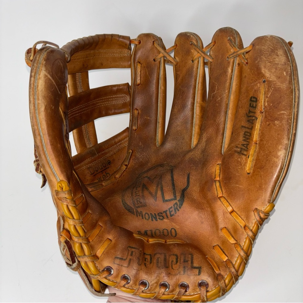 Reach Super Monster M1000 Leather Baseball Glove RHT Right Hand Throw